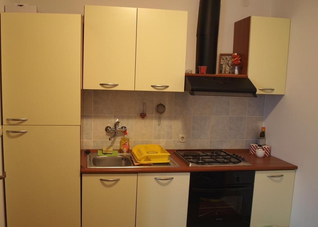 Apartment Luna Плоче Екстериор снимка