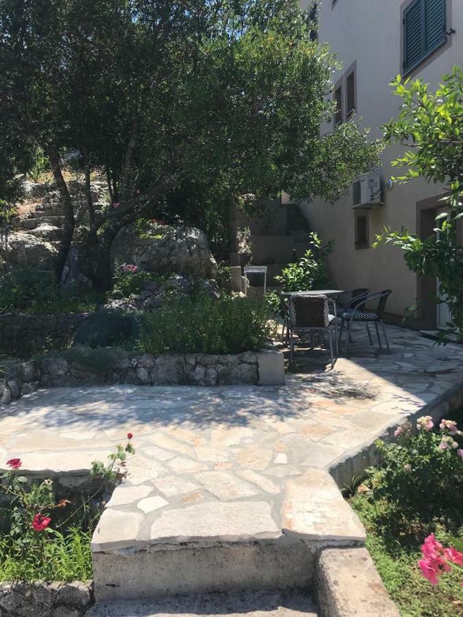 Apartment Luna Плоче Екстериор снимка
